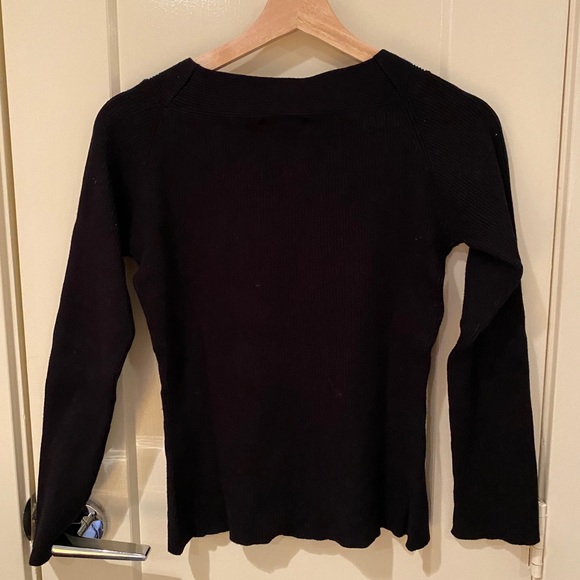 Sweater - Picture 3 of 3